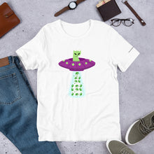 Load image into Gallery viewer, UFO Alien Cat Beaming Up Pot - Humorous Unisex T-Shirt | KindColours.com